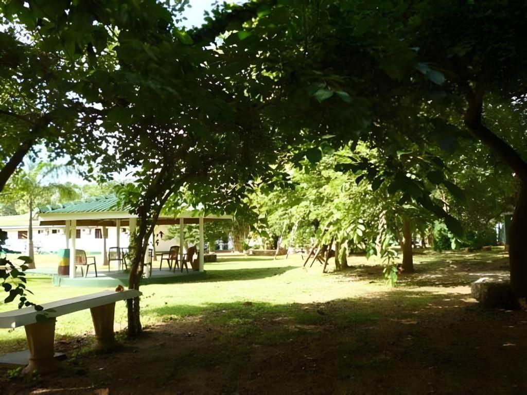 Saji-Sami Hotel Anuradhapura Exterior photo