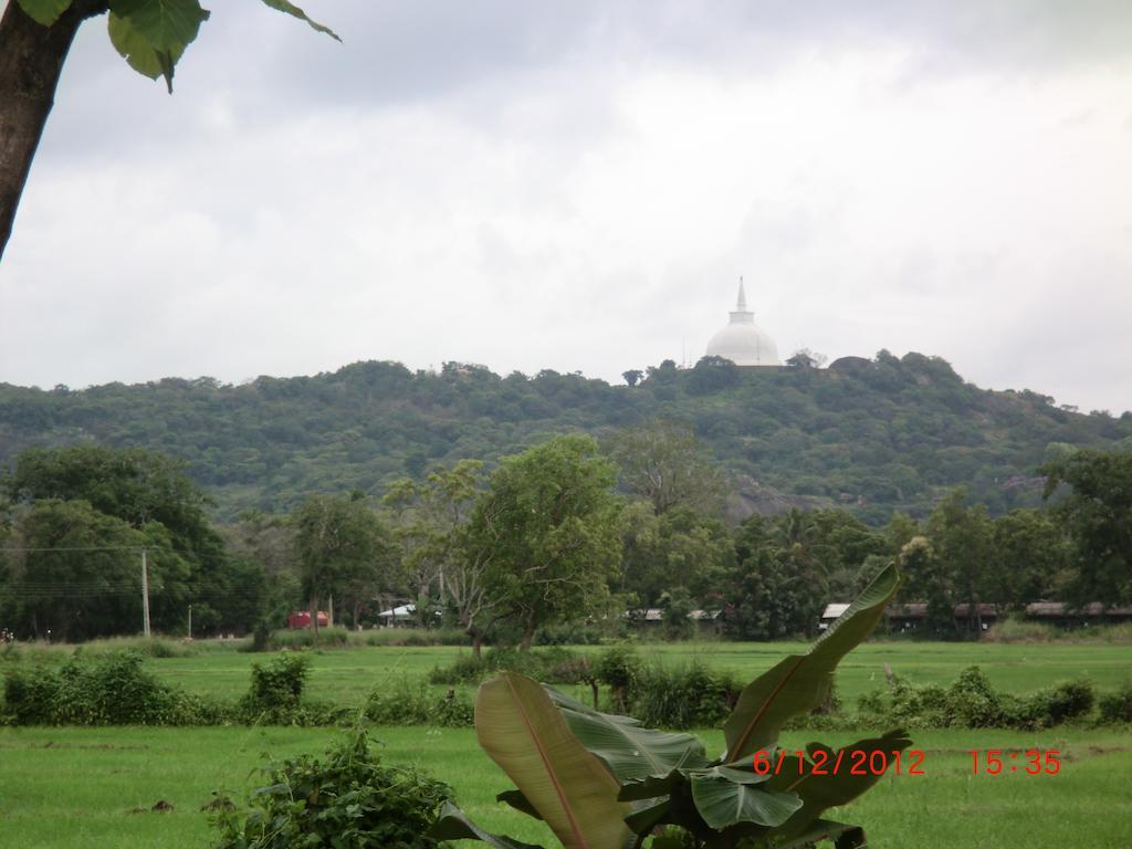 Saji-Sami Hotel Anuradhapura Exterior photo