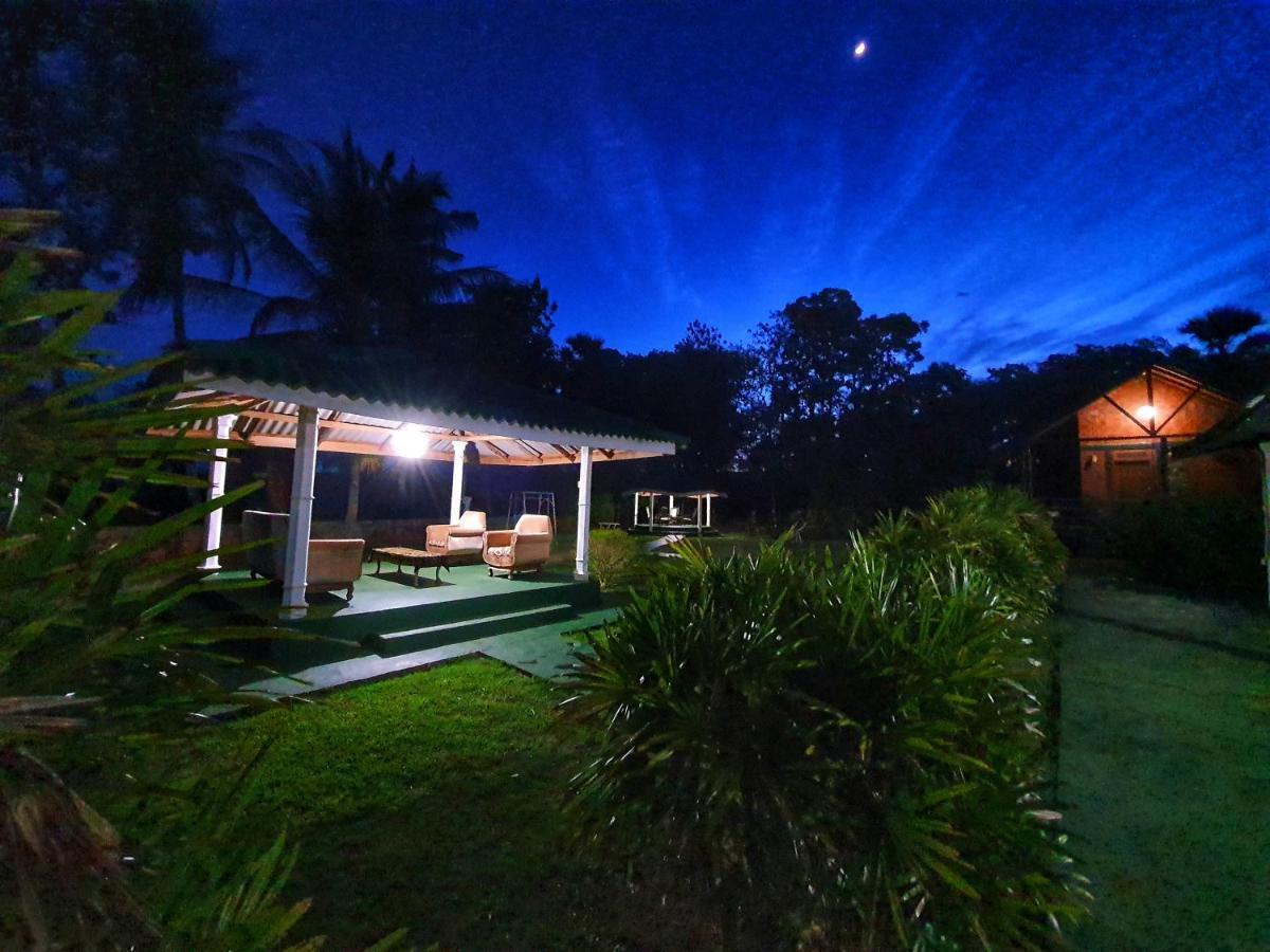 Saji-Sami Hotel Anuradhapura Exterior photo
